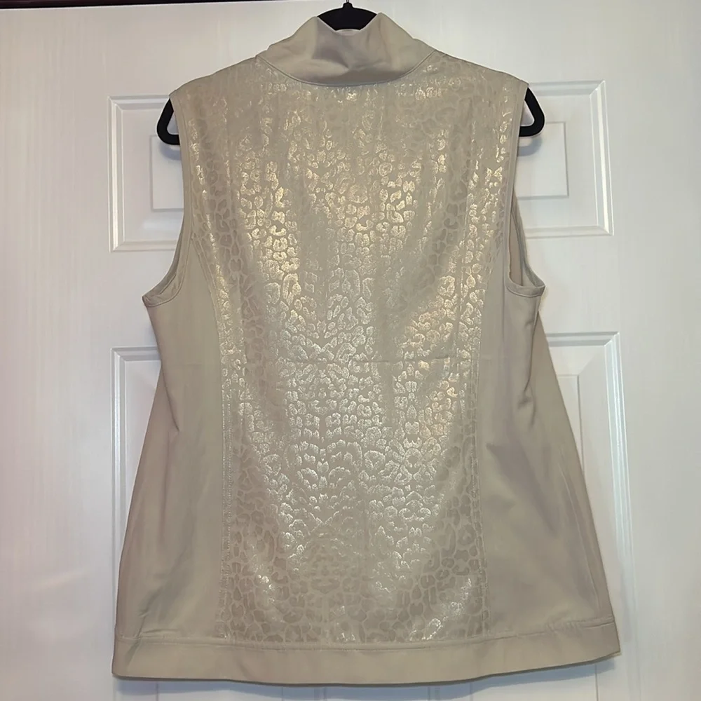 Christopher & Banks stylish beige